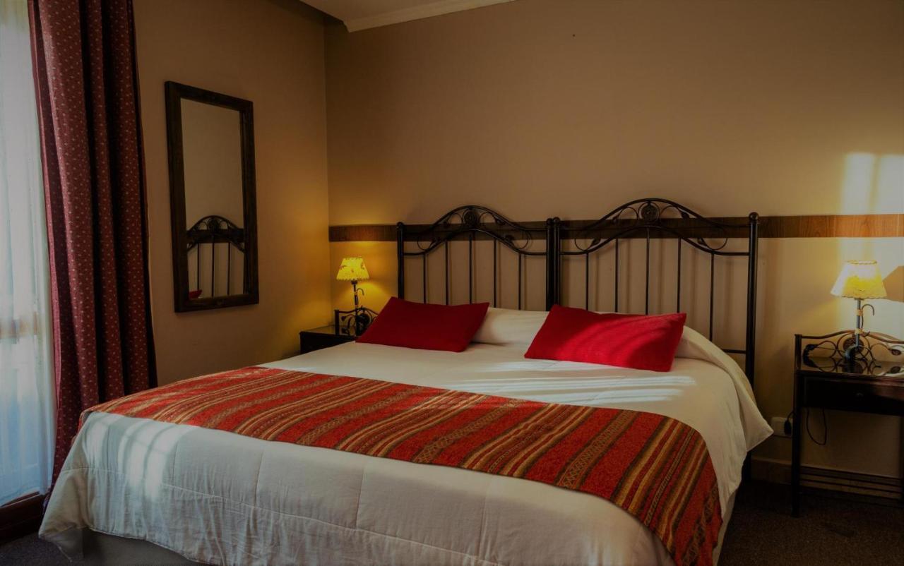 Don Pepe Hotel Y Cabanas El Calafate Exterior photo